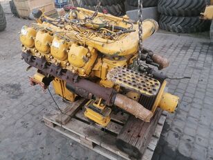 المحرك V8 OM 402 لـ جرار بعجلات Claas